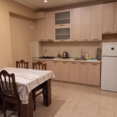 Grigol'S Apartament Tbiliszi Kültér fotó